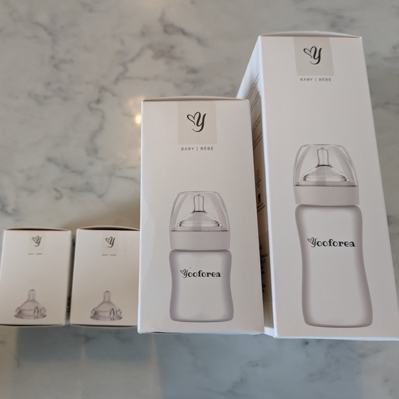 BNIB 4 glass baby bottles, silicone coated - Picture 6 of 7